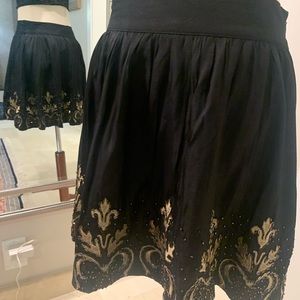Embellished and embroidered border mini skirt
